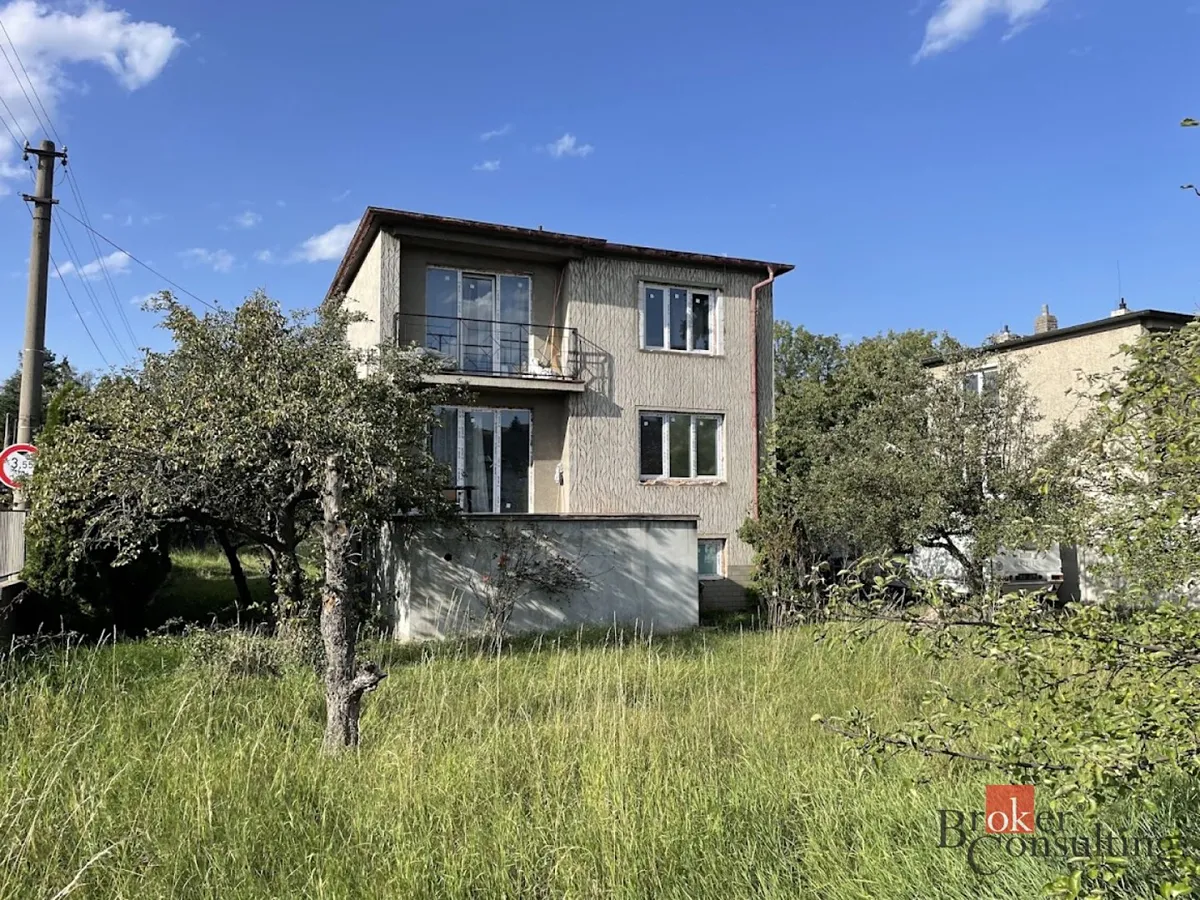 Prodej rodinného domu 190 m², pozemek 716 m²